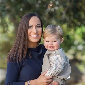 Meet your Posher, Caitlin